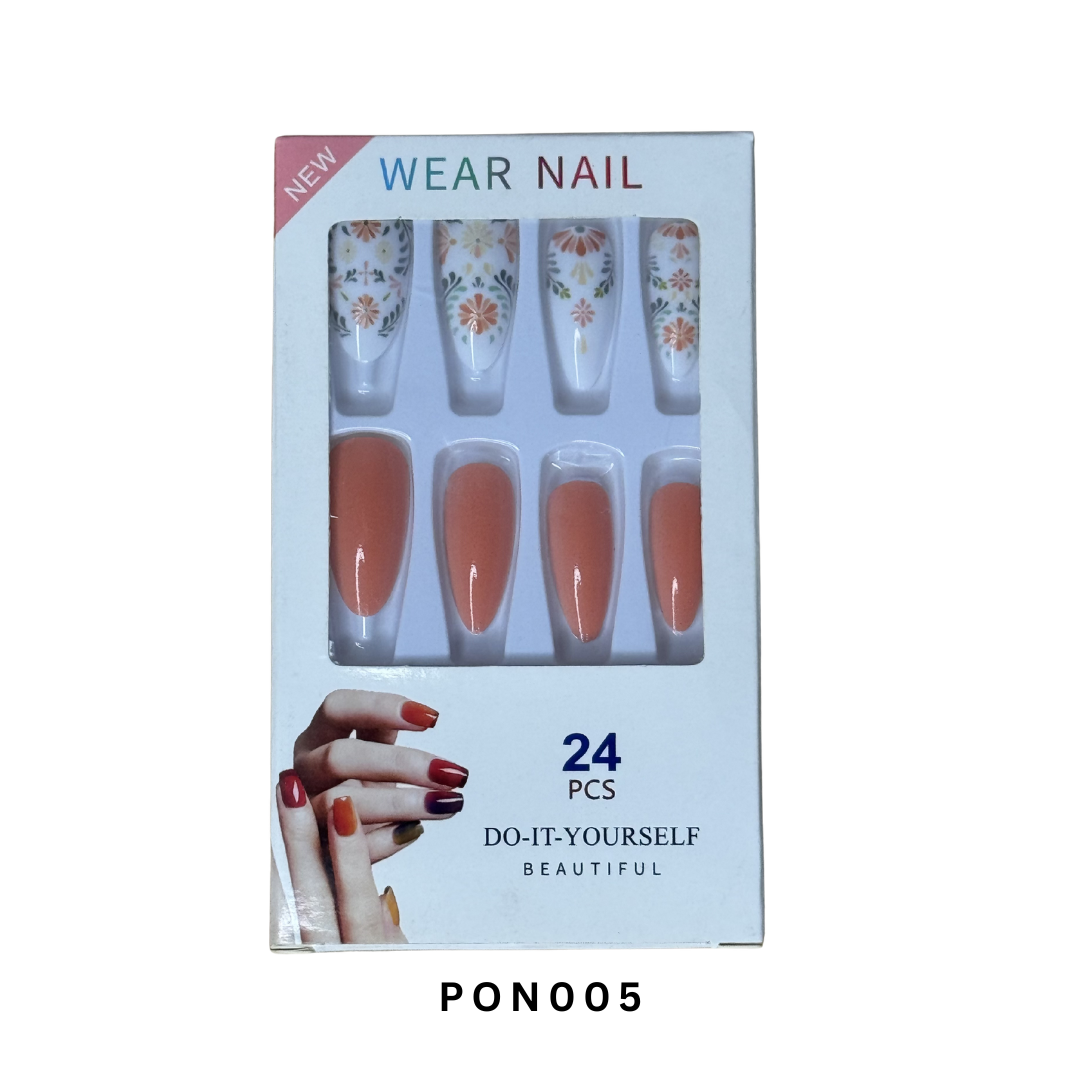 Press On Nails (no glue included)